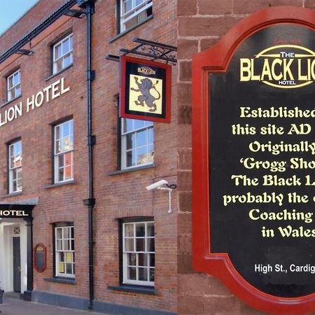 The Black Lion Hotel Cardigan Exteriér fotografie